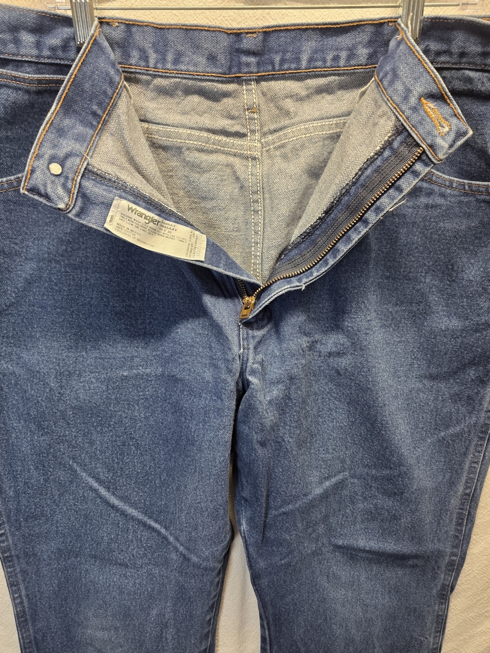 Lot Of 2 Pairs Wrangler Jeans Cowboy Cut Rigid Regular Fit Dark Wash Size 40×30 - Picture 5 of 8